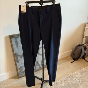 Haggar Midnight Blue Trousers. WAIST 34 LENGTH 34